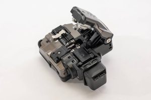 کاتر فیبر نوری Fujikura CT60